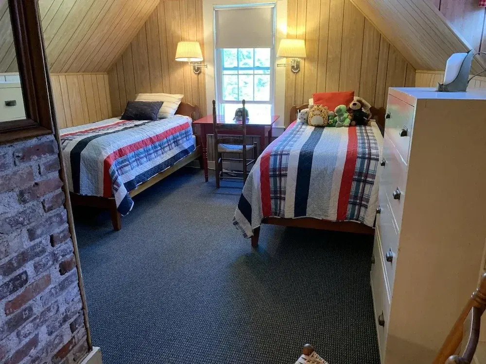 Geary House at Fifield Point - Three Bedroom Home