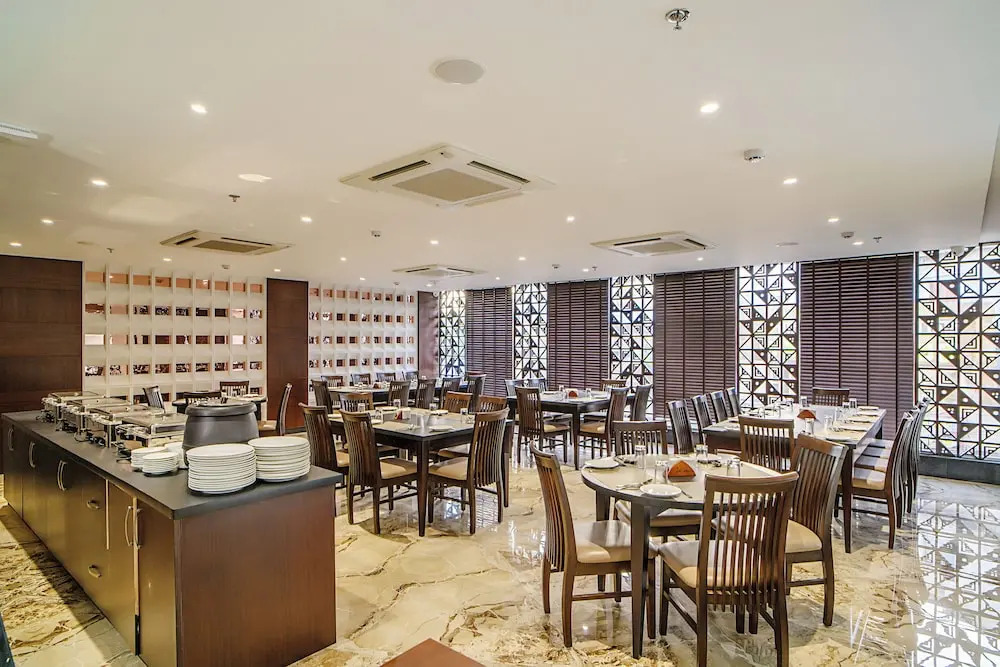 THE MANGAL VIEW RESIDENCY - A Luxury Boutique Business Hotel