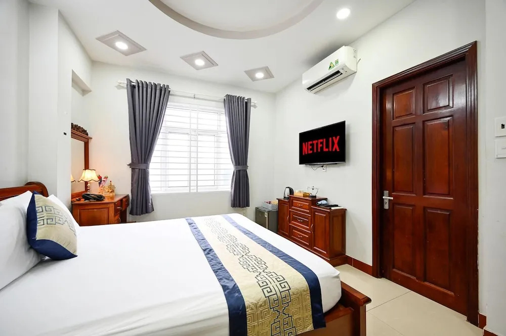 Sky Star Hotel Go Vap