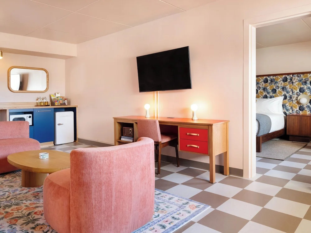 ARRIVE Albuquerque, a Member of Design Hotels