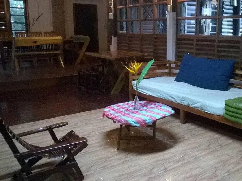 Ban Mai Phai Pha Holiday House