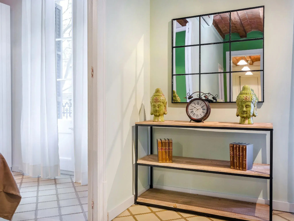 Urban District - St. Antoni Market Apartment