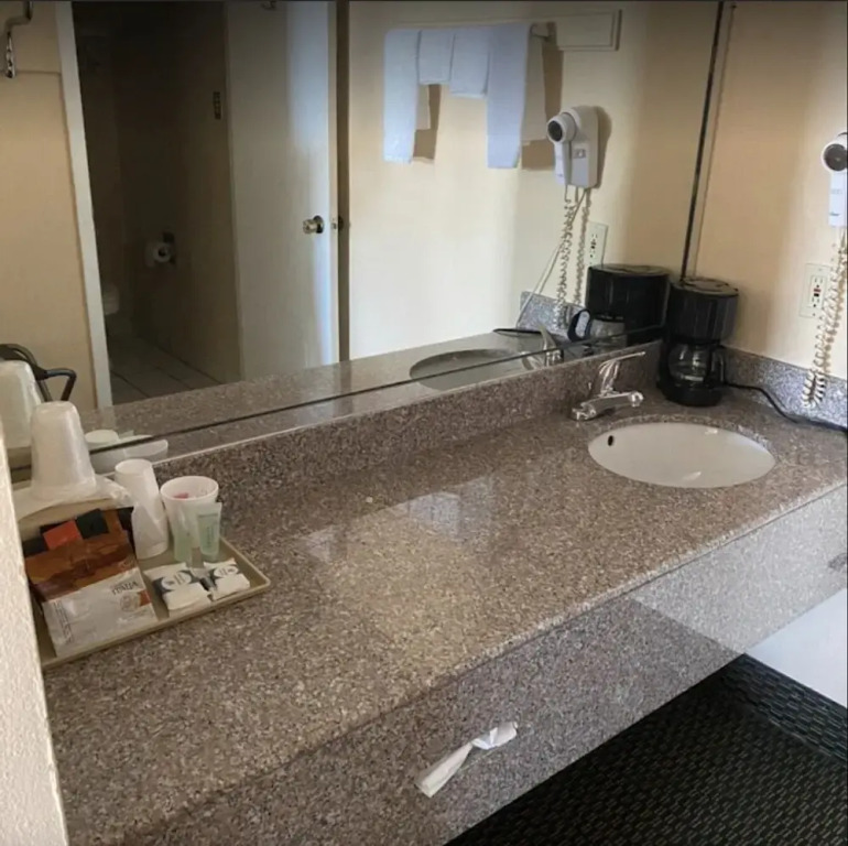 Days Inn Brady