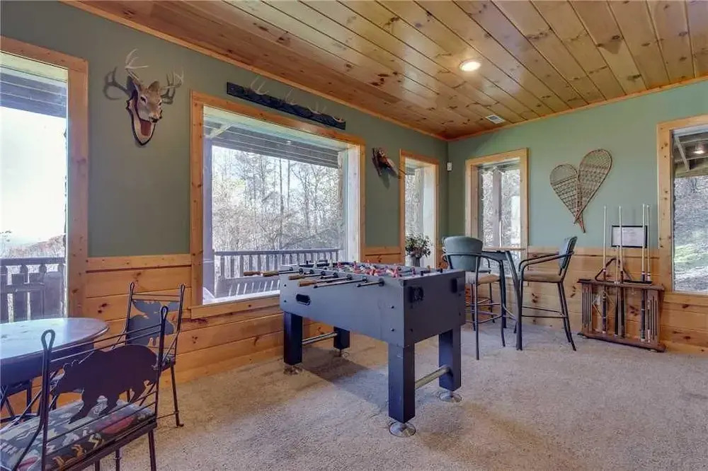 Lookout Lodge - Five Bedroom Cabin