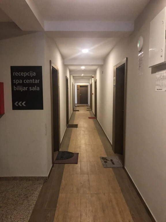 Studio Milmari ,Premier 18