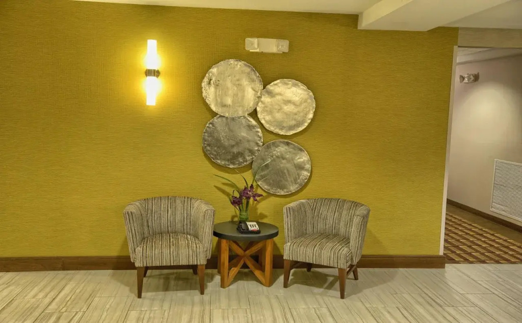 Holiday Inn Express Hotel & Suites Pell City by IHG