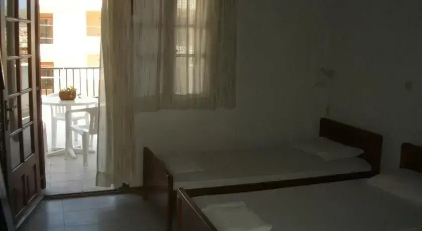 Tzogalis Apartments 1