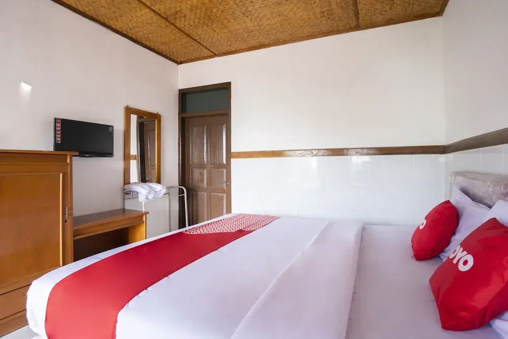Pondok Gembyang Hotel Air Panas Alam by OYO Rooms