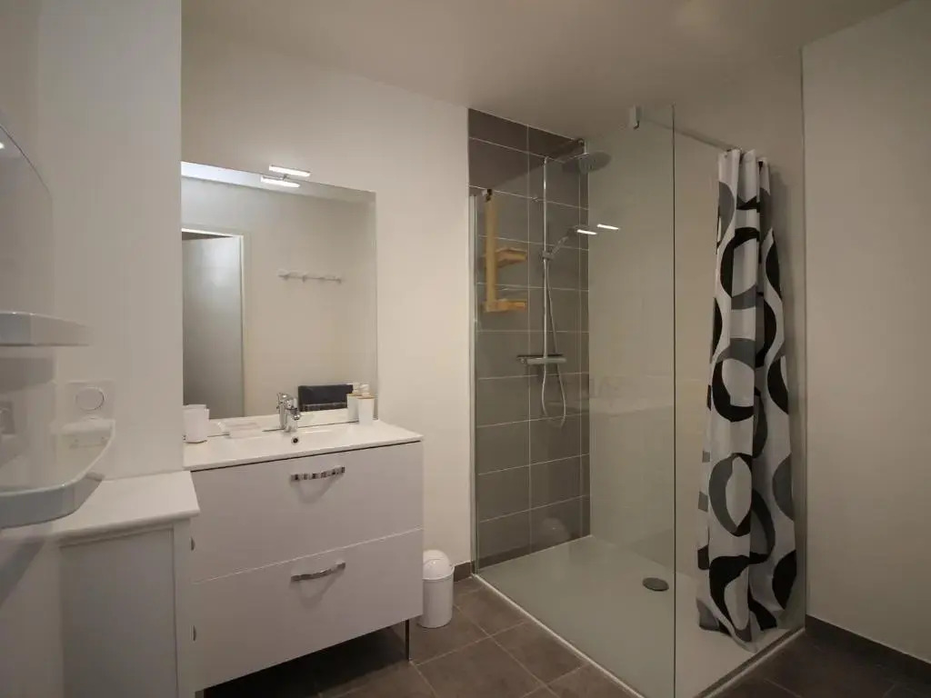 Appartement Mont-Dore, 2 pièces, 4 personnes - FR-1-608-45