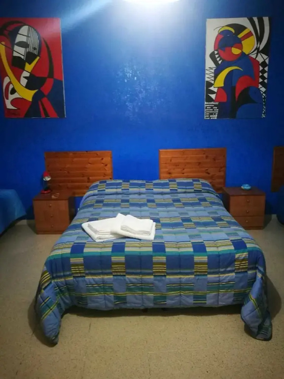 Seven Rooms