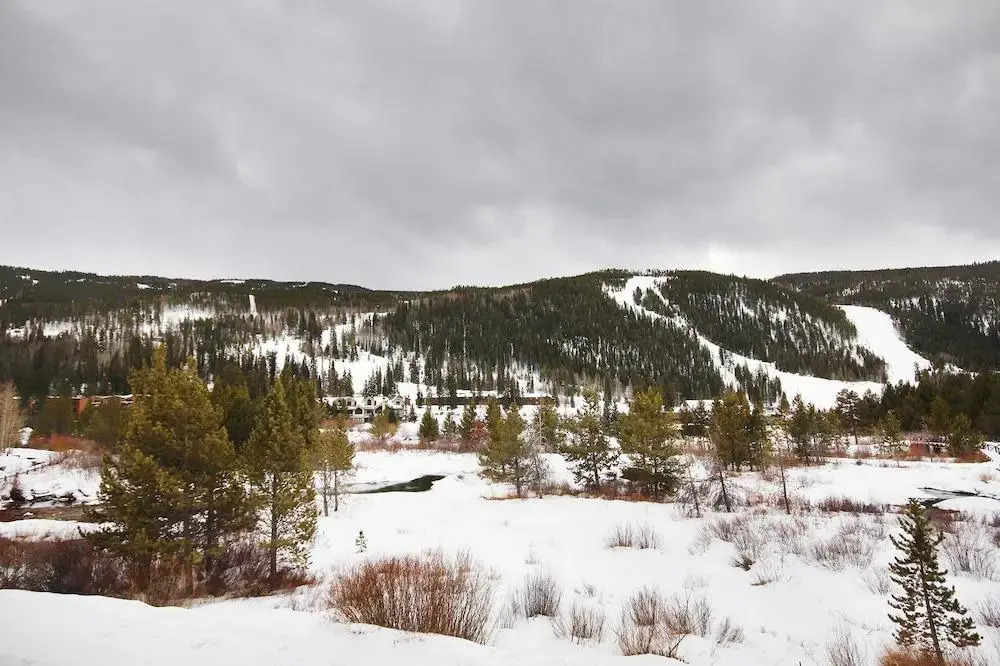 C212 Cinnamon Ridge 2 Bedroom Condo by RedAwning