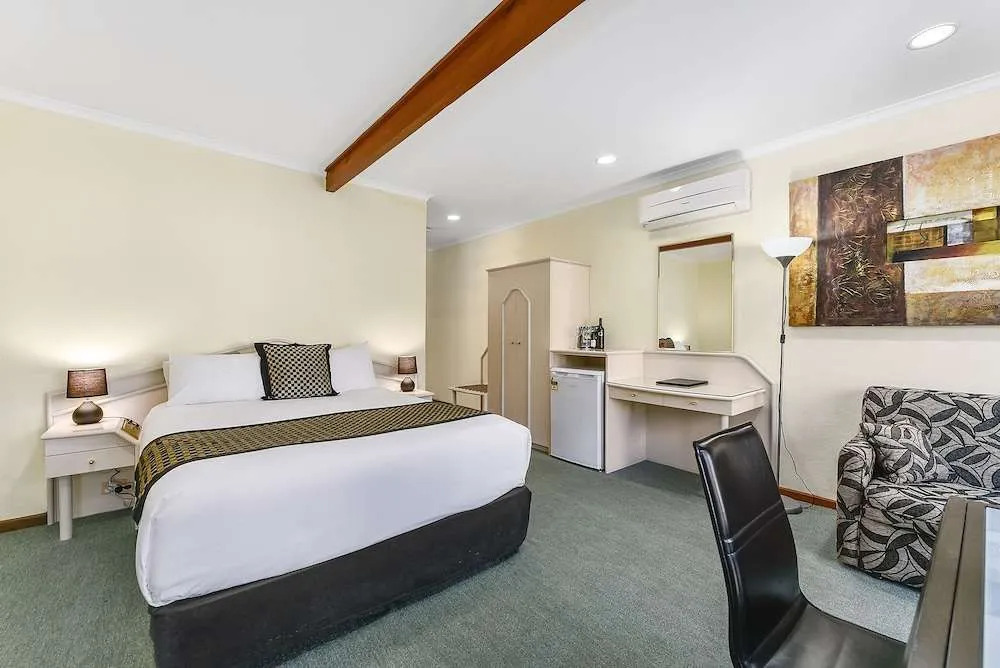 Comfort Inn William Macintosh
