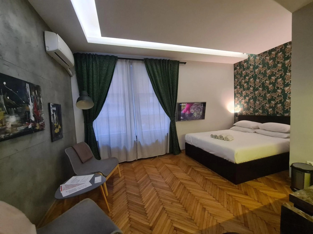Urban Studio in city center