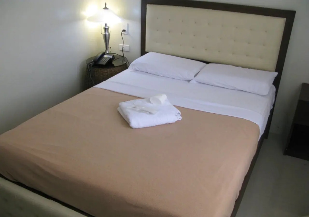 Jade Dragon's Suites