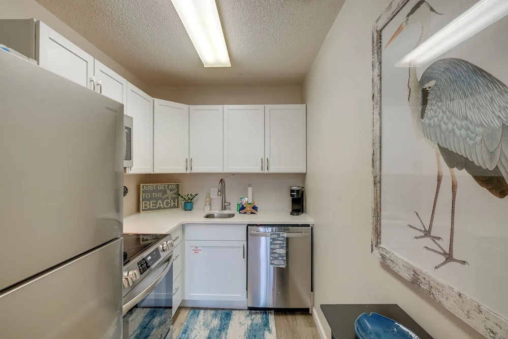 2 Units at Horizon South Resort! Walk to Beach