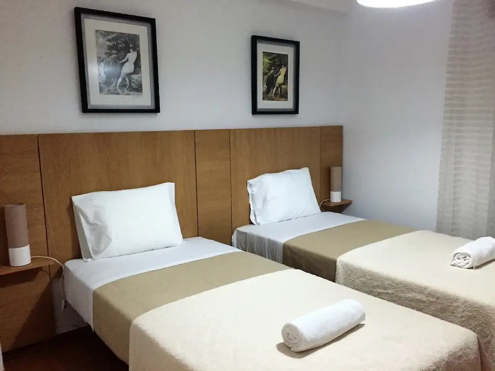 Best Houses 10 - Great Location, Hotel Style Apt