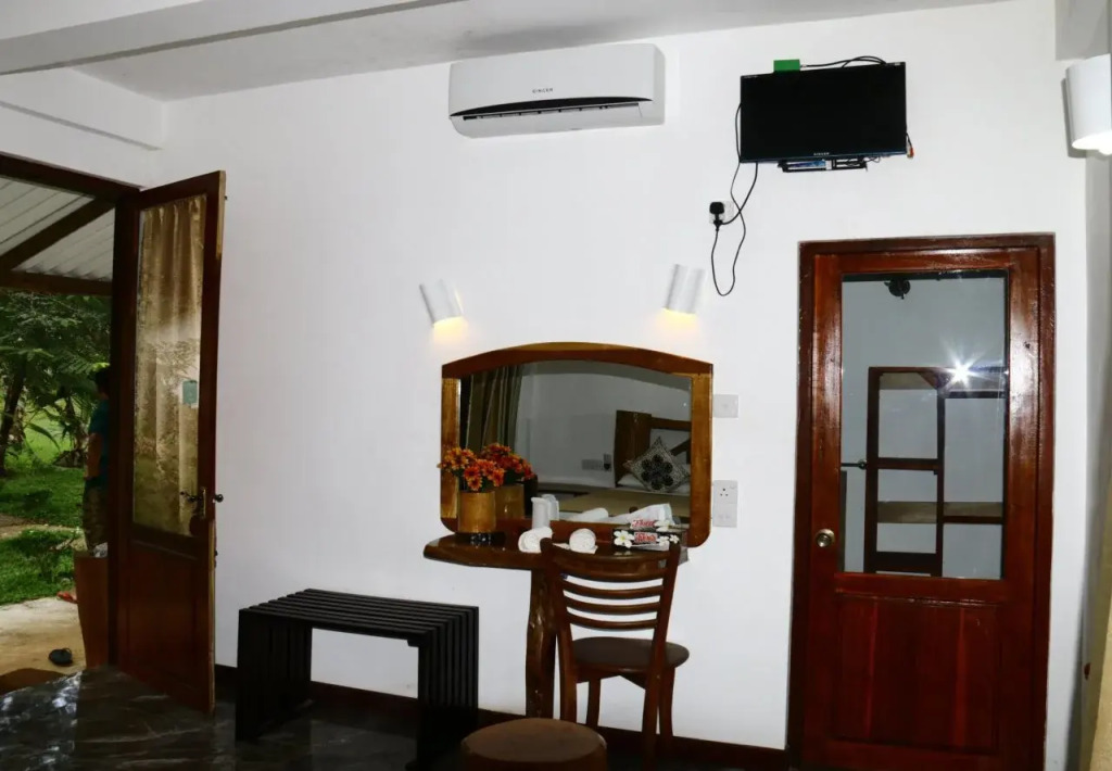 Mihini hotel