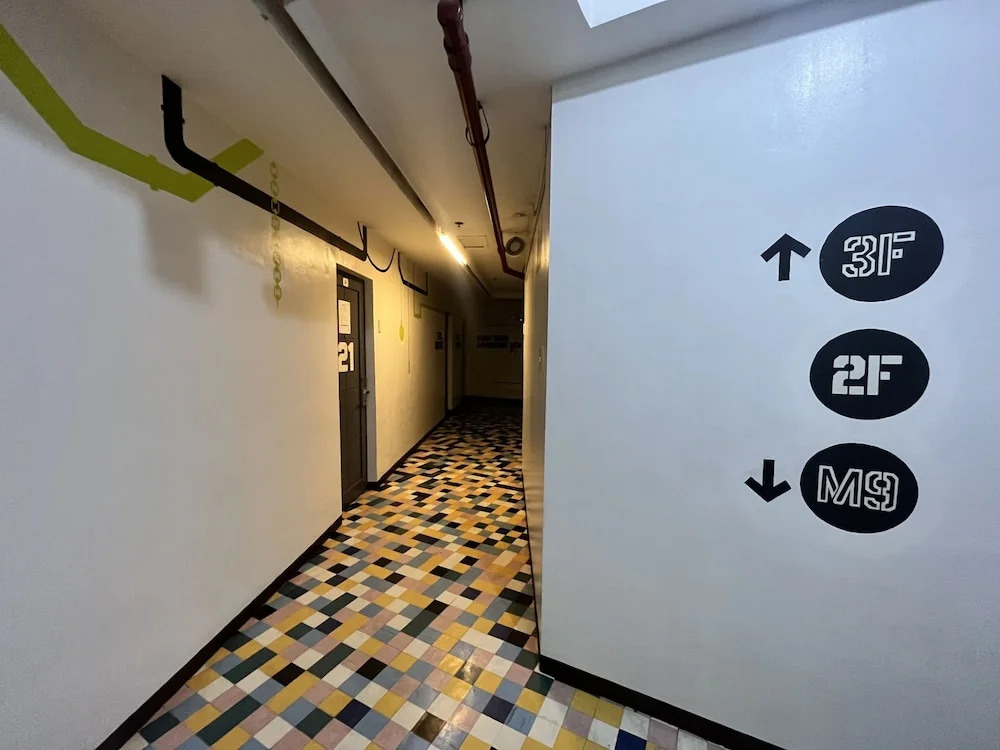 Junction Hostel, Poblacion Makati Avenue, Manila