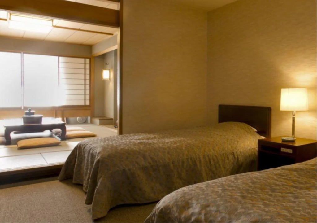 Yamatoya Honten Ryokan Osaka