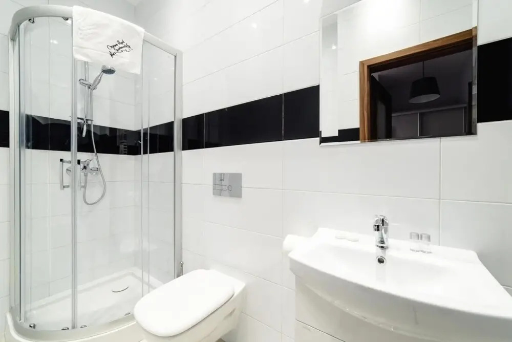 Cracow Rent Apartments - spacious apartments for 2-7 people in quiet area - Kolberga Street nr 3 - 10 min to Main Square by foot