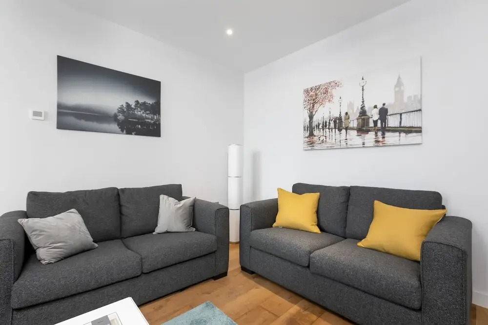 Modern Townhouse Near 02 Arena & Excel