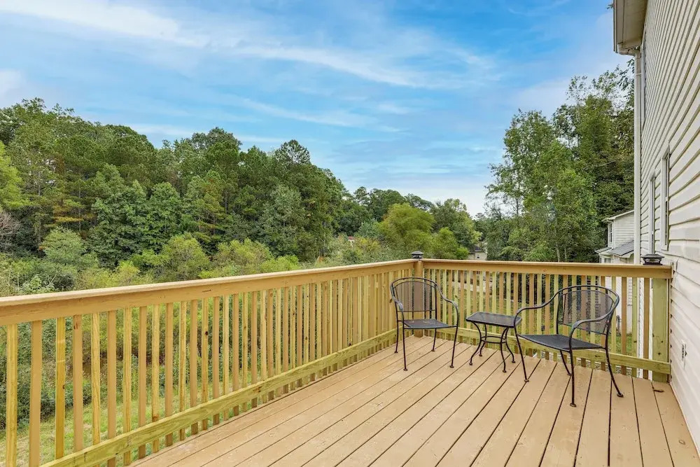 Hike, Golf, Explore: Home 10 Mi to Lake Lanier!