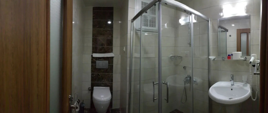 Midi Suites & Hotels