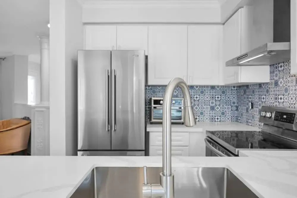 Newly Renovated 3BR in Whitby Family-friendly