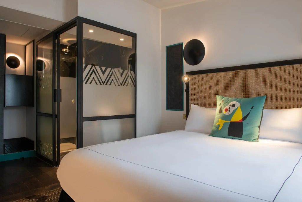 MomArt Hotel