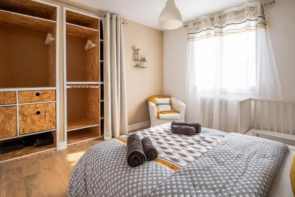 Appartement lumineux/Proche hôpital/Vieux Tours/Parking