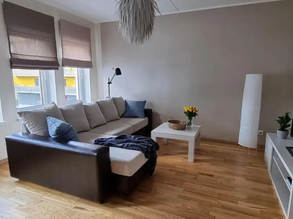 R63 Apartment with Terrace