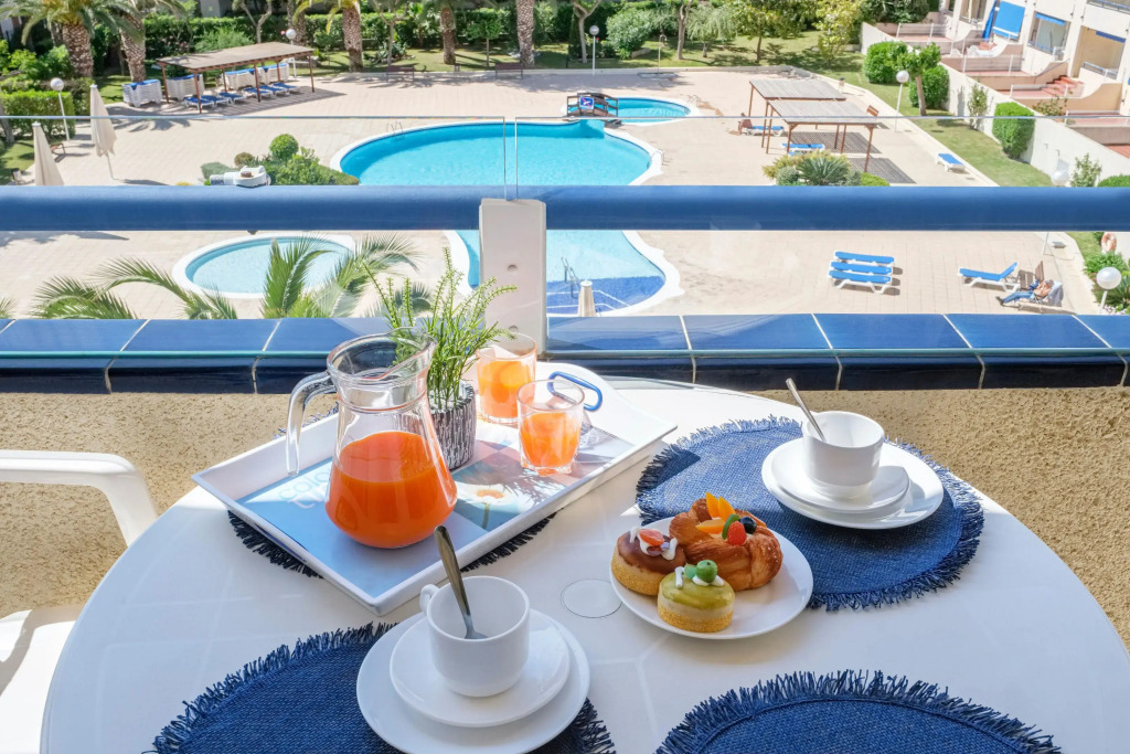 Apartamentos Estival Park