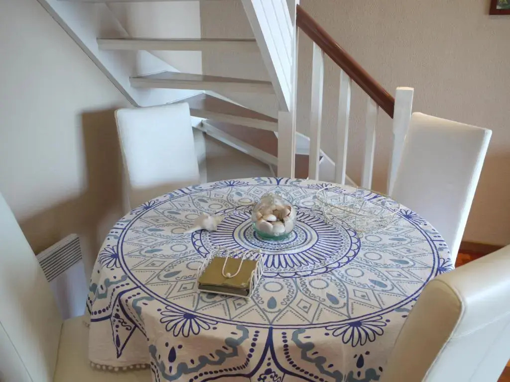 La Prom - a two bedroom apartment with a sea view