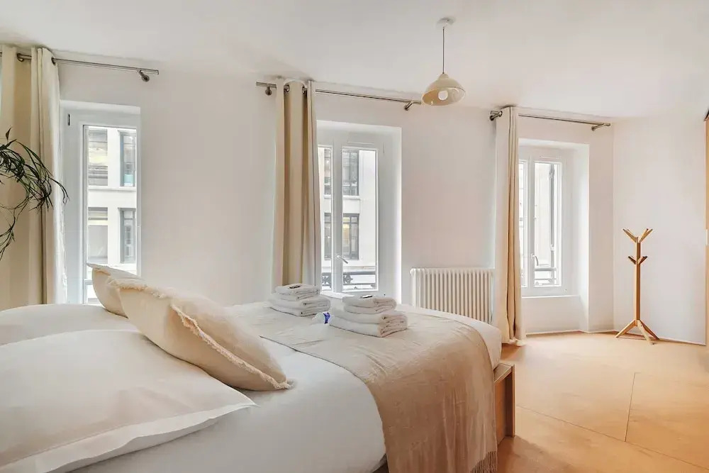 Bourse Apartment