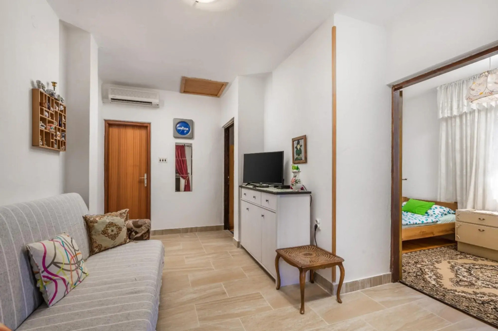 Masa - 150 m from beach - A1(4+1)