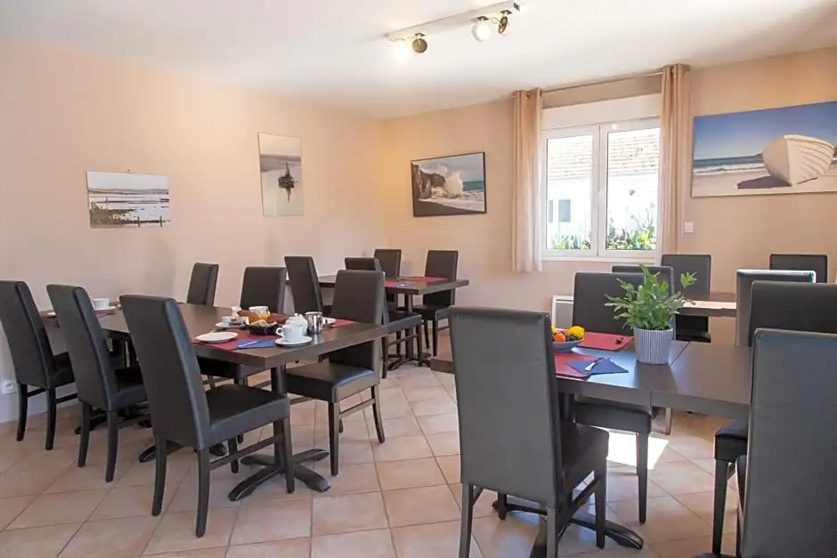 Hôtel LES TERRASSES