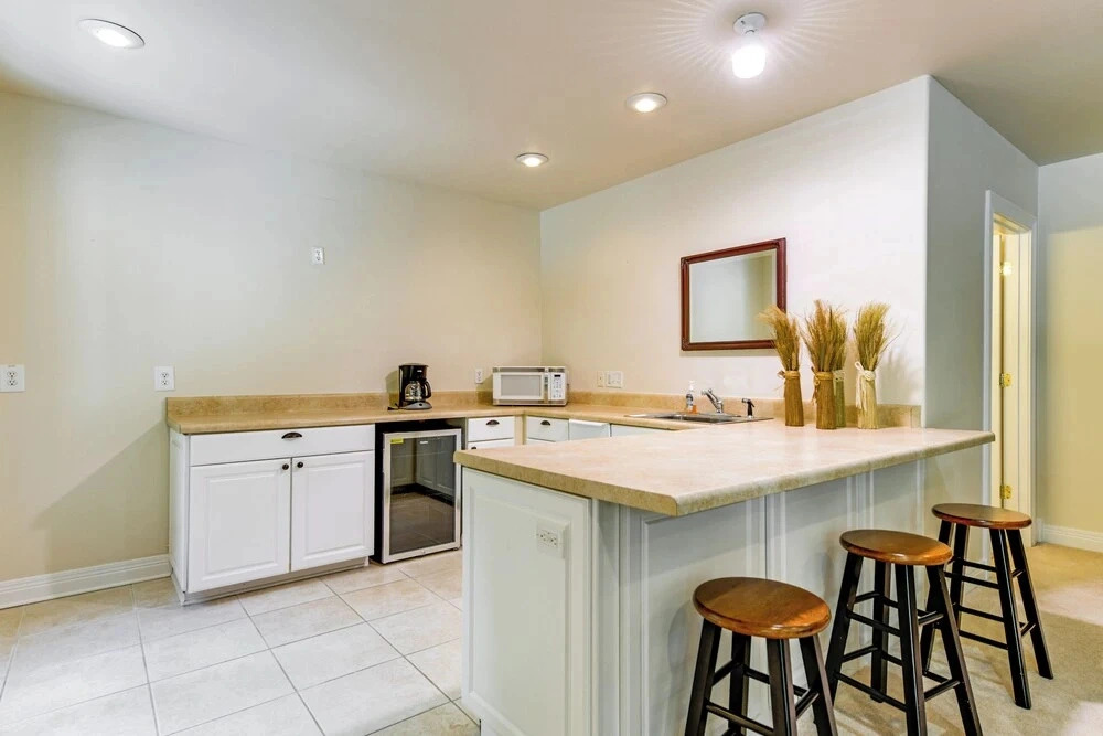 Group-friendly Mtn Estate 2 Mi to Dtwn Waynesville