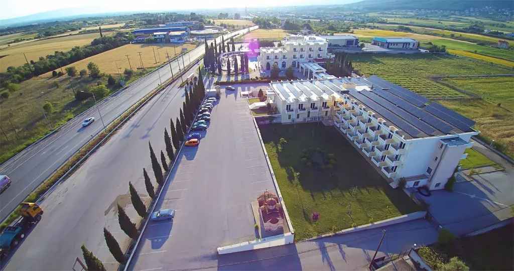 Kouros Hotel