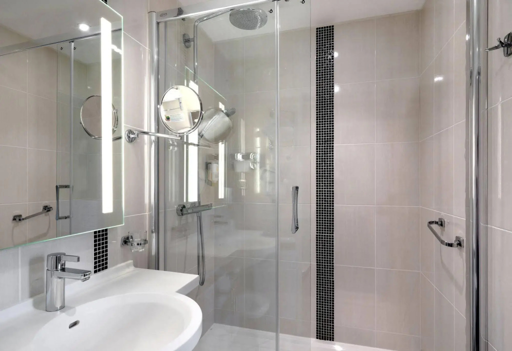 HOTEL ARVERNA VICHY - ClTHOTEL