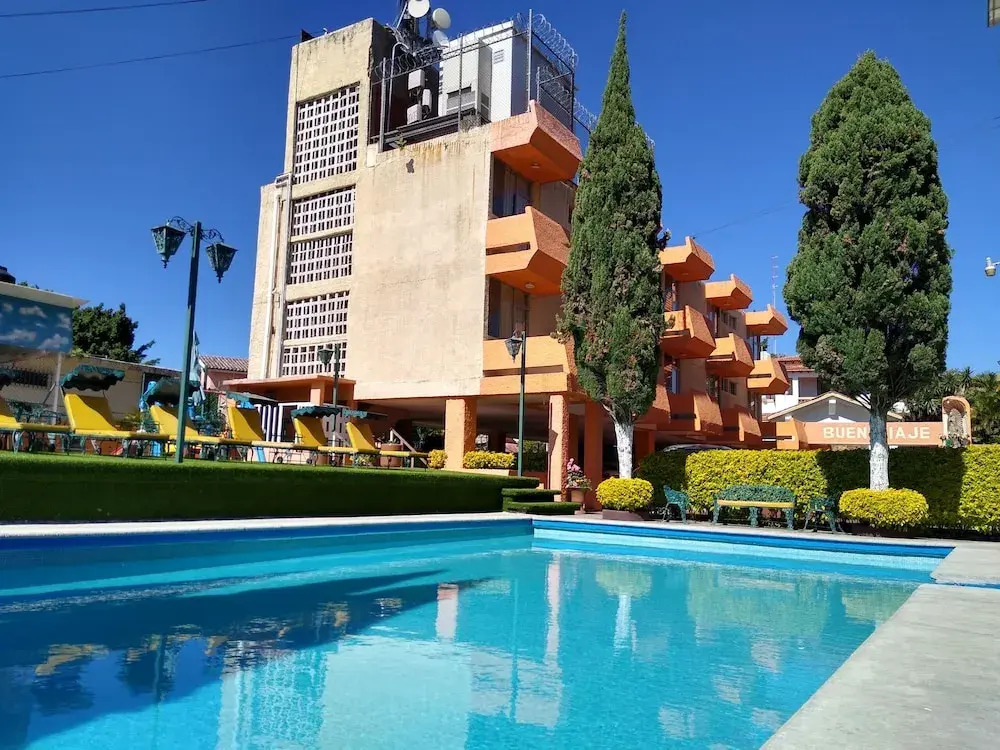Hotel Suites Zapata