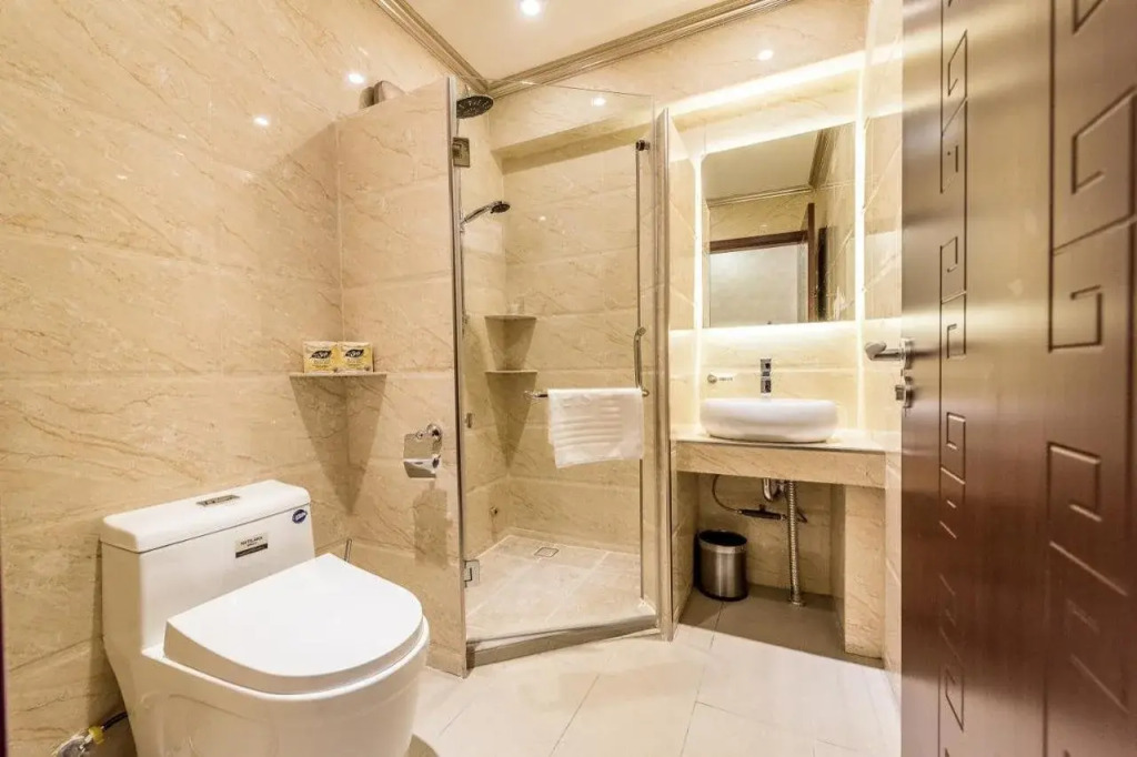 CJ Residence - Opposite Public Bank Centre Point