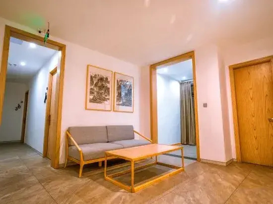 Coastal Huashu Boutique Hotel
