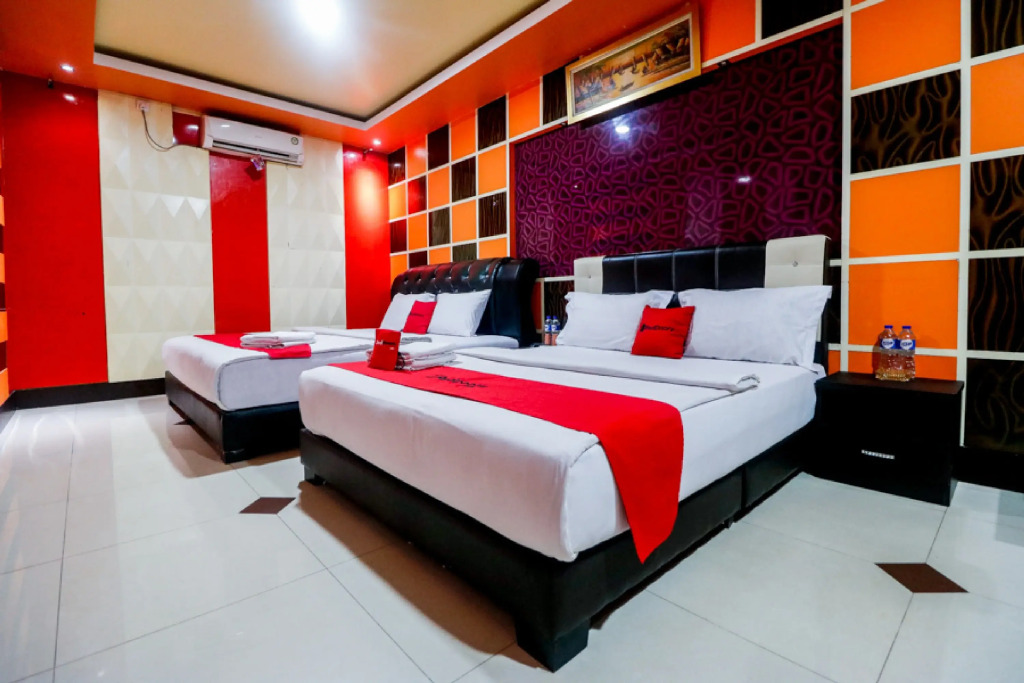 RedDoorz Plus near DC Mall Batam