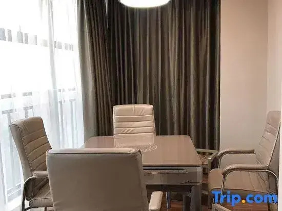 Vienna Hotel (Shaodong Chuangye New Village Zhaoyang Avenue Branch)