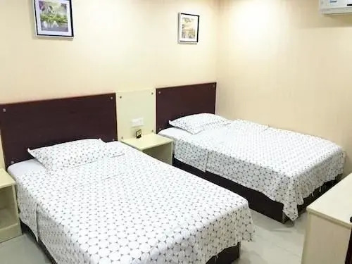 Wuhan Huashen Hotel