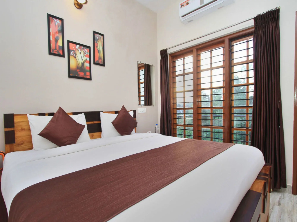 Treebo Avyukta Stay 5 min to Madikeri Fort