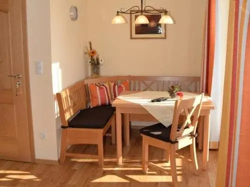 Cafe Wastelbauerhof - Urlaub auf dem Bauernhof