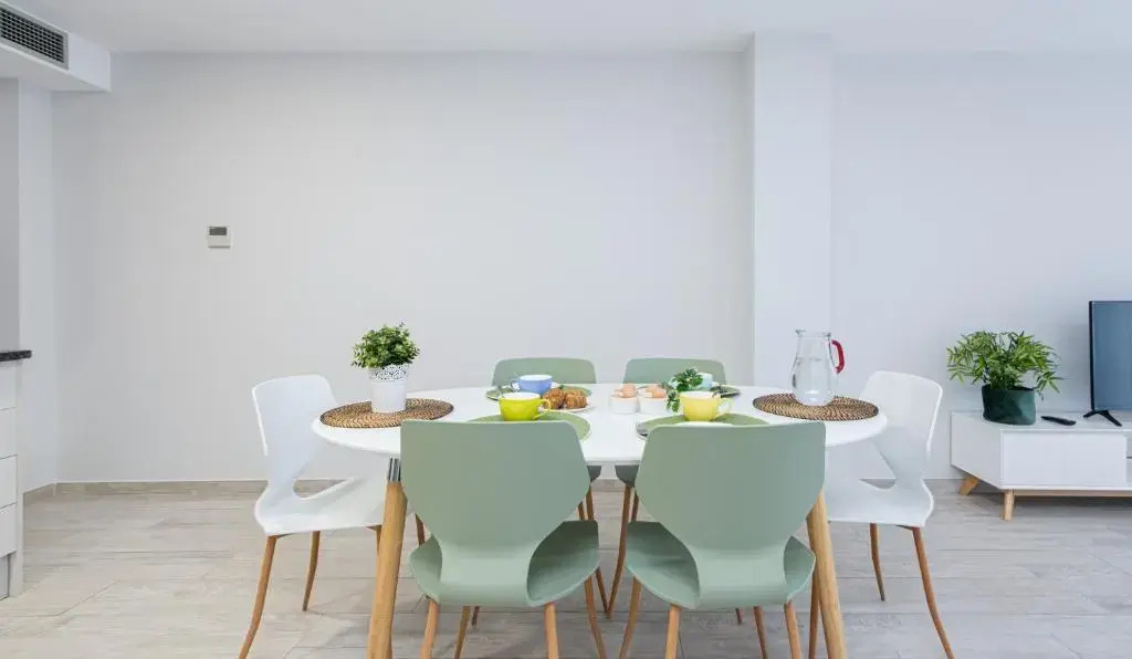 CENTRAL APARTMENT 2A 50m BEACH