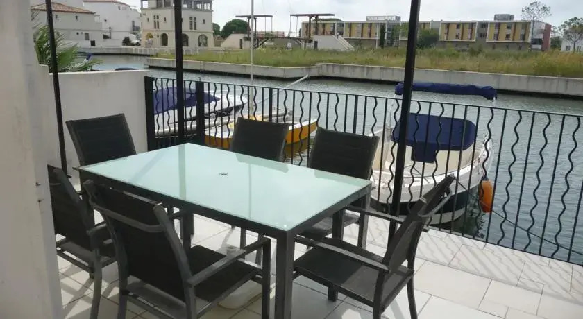Villa Aigues Mortes