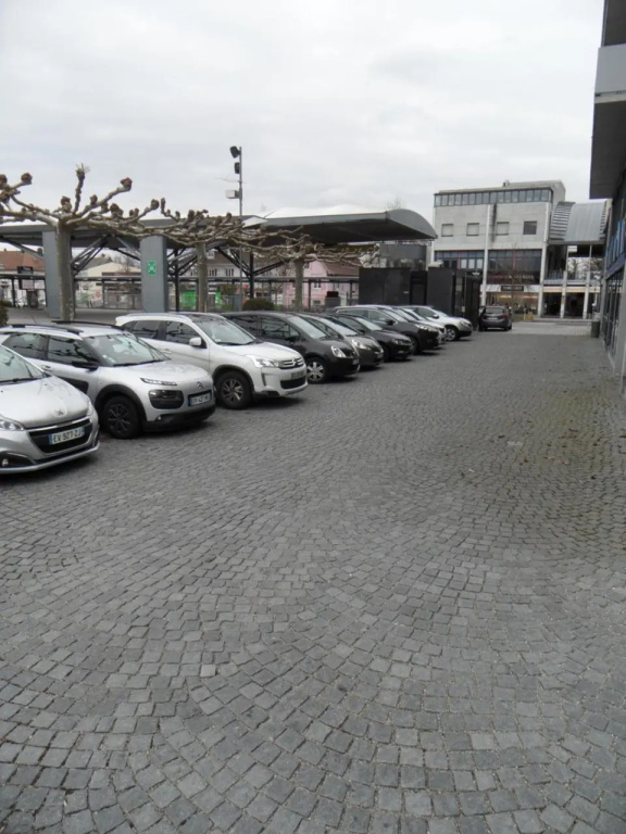 # Studio Bon Emplacement Avec Parking #